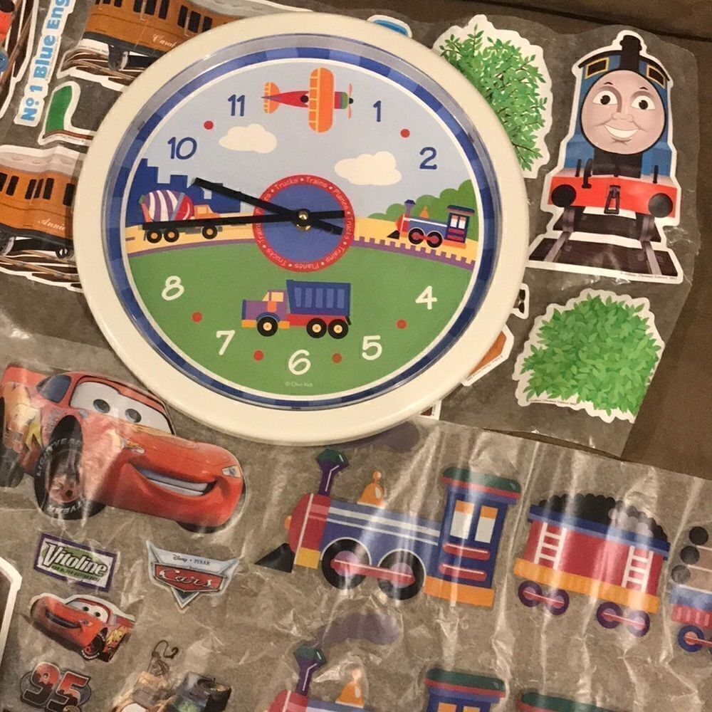 🔹Clock & Decals Vehicle Decor Set